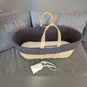 Tadpoles Moses Basket